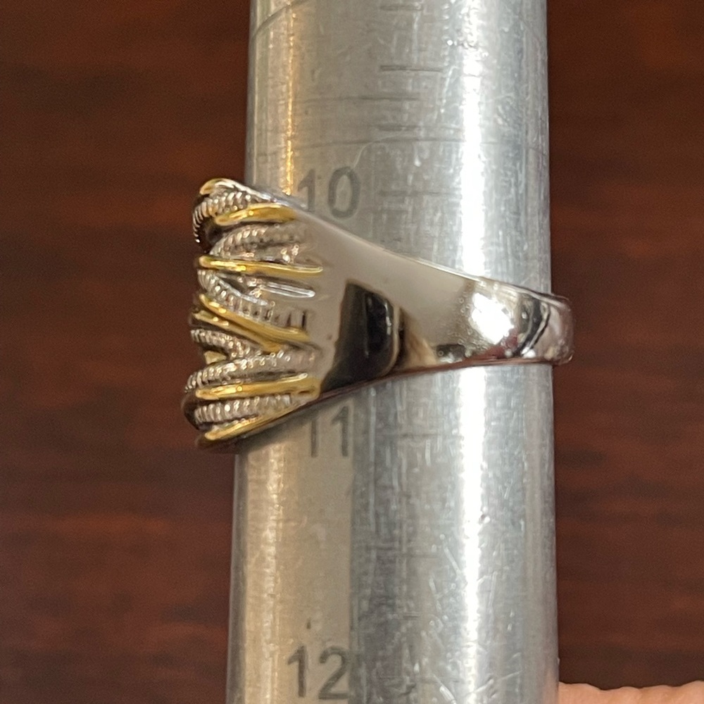 Gold & silver tone wide size 10.5 ring - Picture 5 of 10